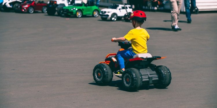 5 Reasons To Buy Kids Ride On Cars and Jeeps