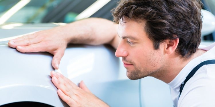 How to Fix a Scratch on a Car