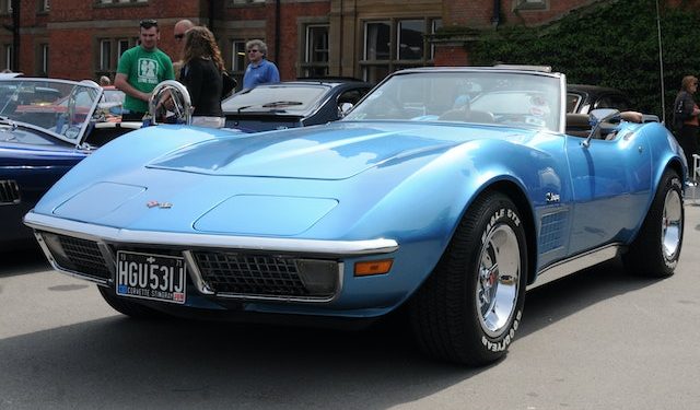 Six Reasons to Buy a Classic Corvette