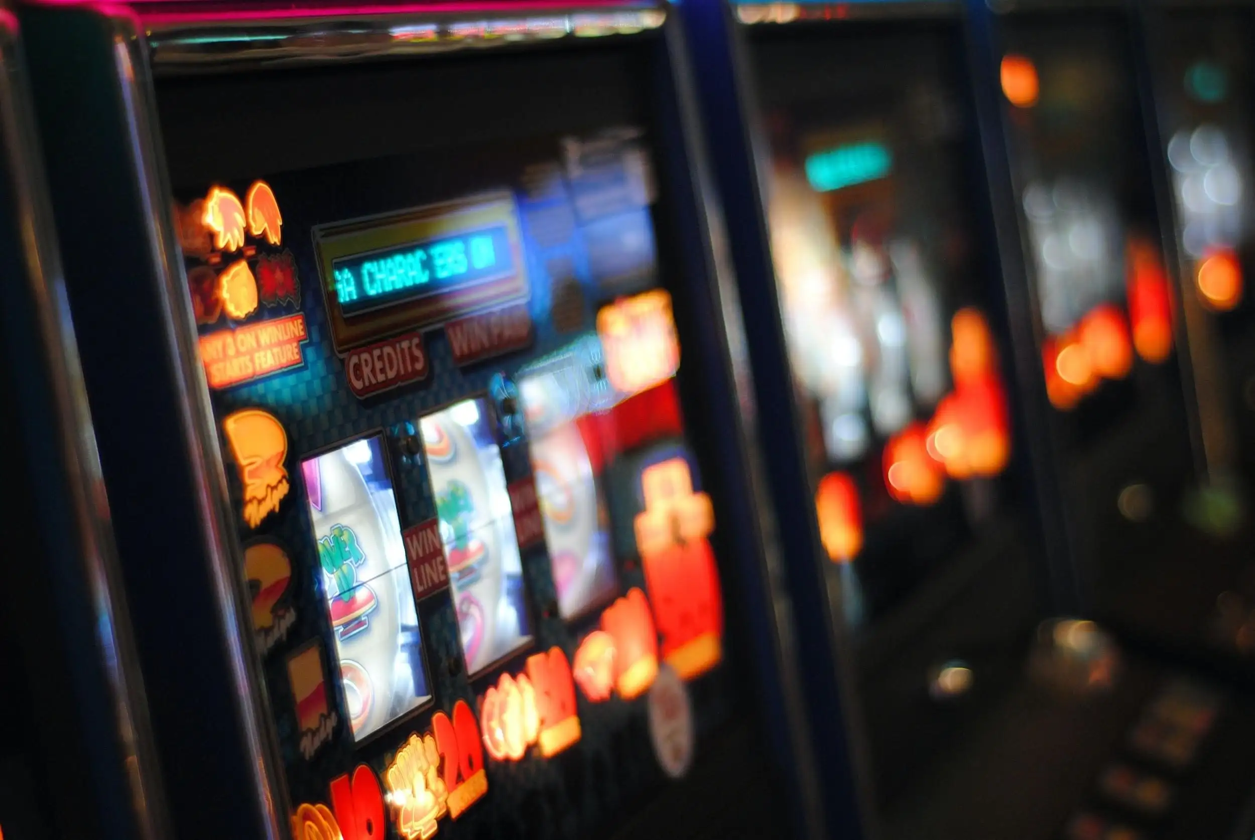 How are Slots & Other Online Casino Games Programmed?
