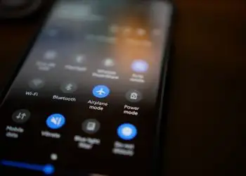 New EU legislation enables airline companies to supply in-flight 5G connection